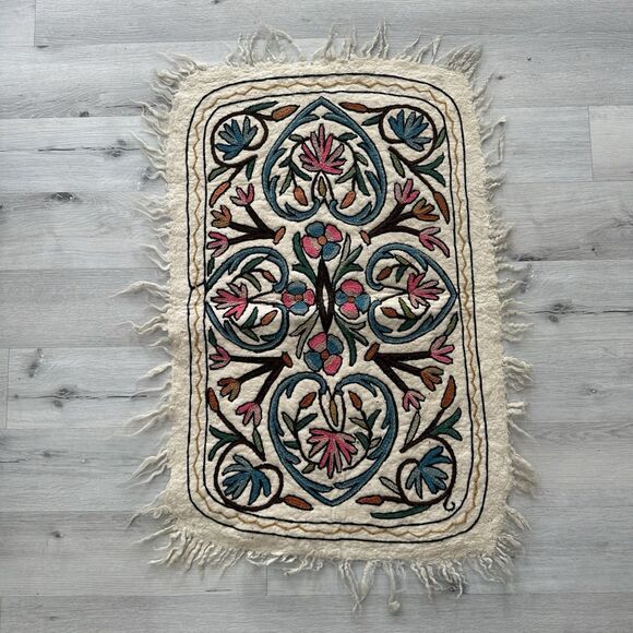 Vintage Namda Rug Wool Floral Heart Embroidered 36”x24” - Picture 1 of 5